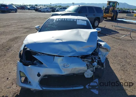 2013 Scion Fr-S из США, поврежденный, VIN JF1ZNAA1XD1722006